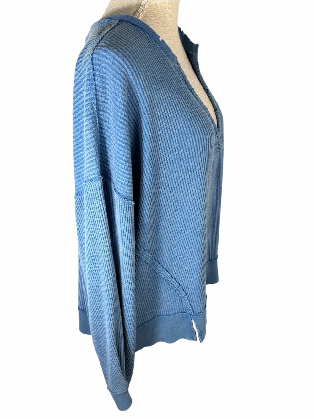 We The Free Blue Waffle Knit Oversized Boho Hipster Long Sleeve Top - Picture 4 of 8